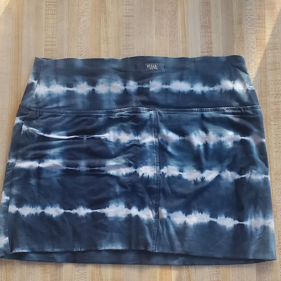 Billabong Tie-Dye Bodycon Miniskirt - Picture 2 of 7